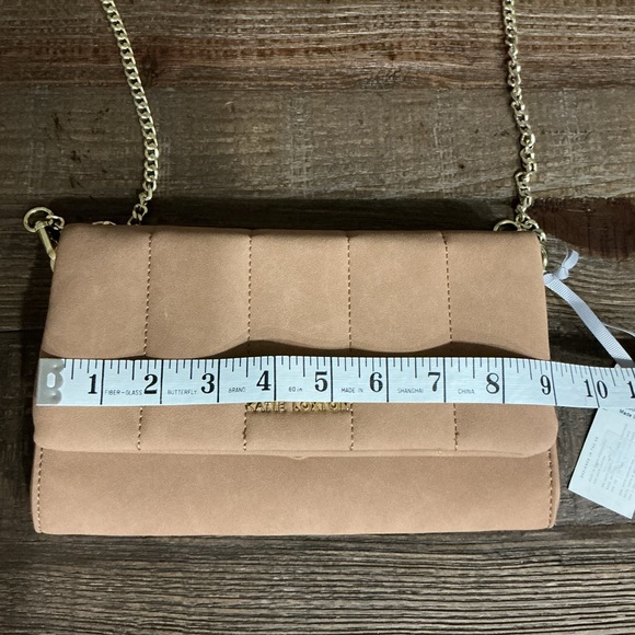 Katie Loxton Kayla Quilted Crossbody Bag Soft Tan Vegan Leather - Picture 7 of 10